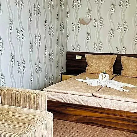 Hotel Eos