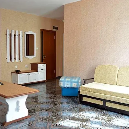 Eos Hotel 2*